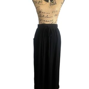 Basic Editions vintage Elegant Black Maxi Skirt Size Medium